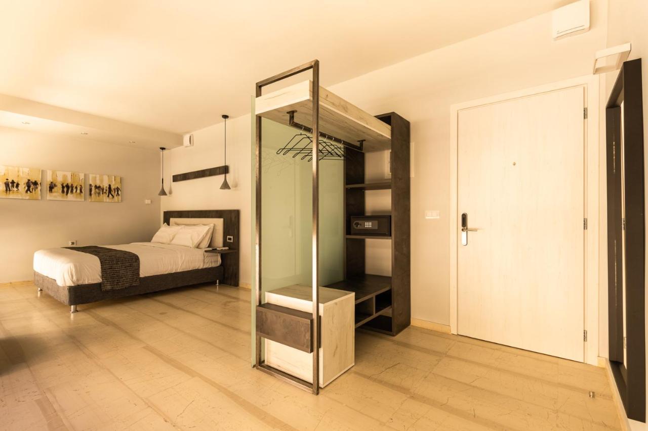Boutie Premium, A Kalamatastay Property Exterior foto